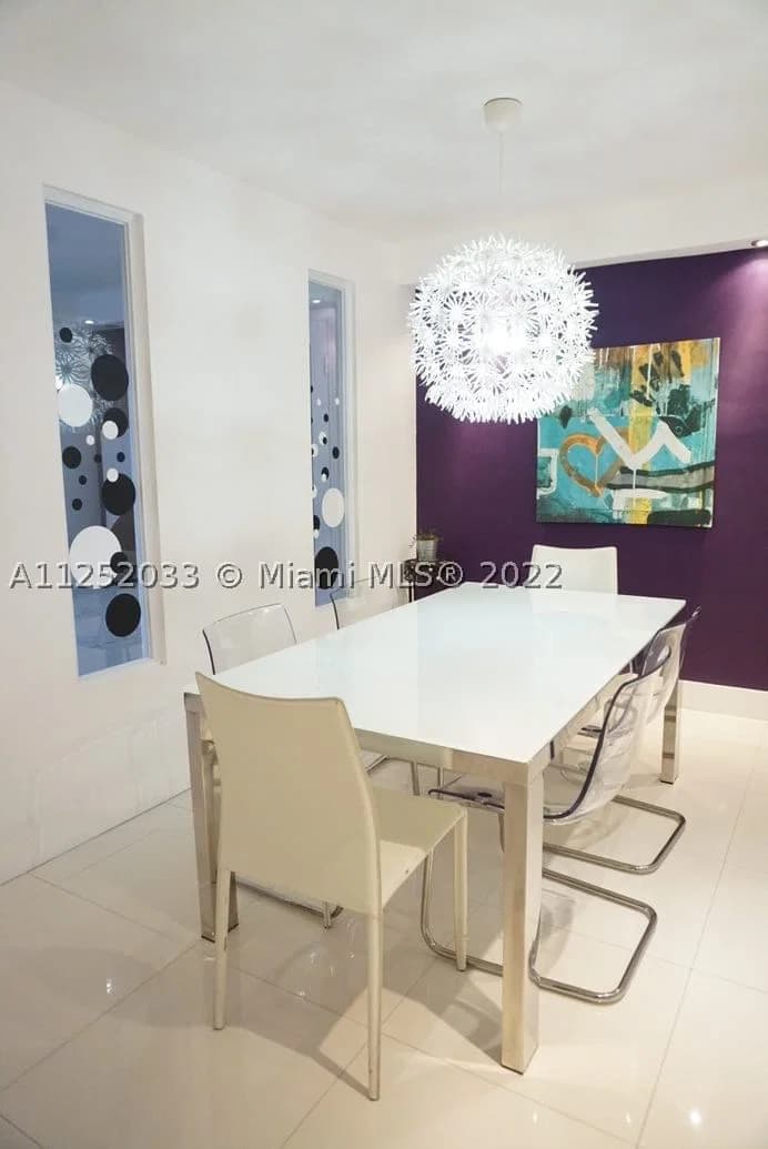 1+1 Condo — 5161 COLLINS AV #309, Miami Beach, FL 33140