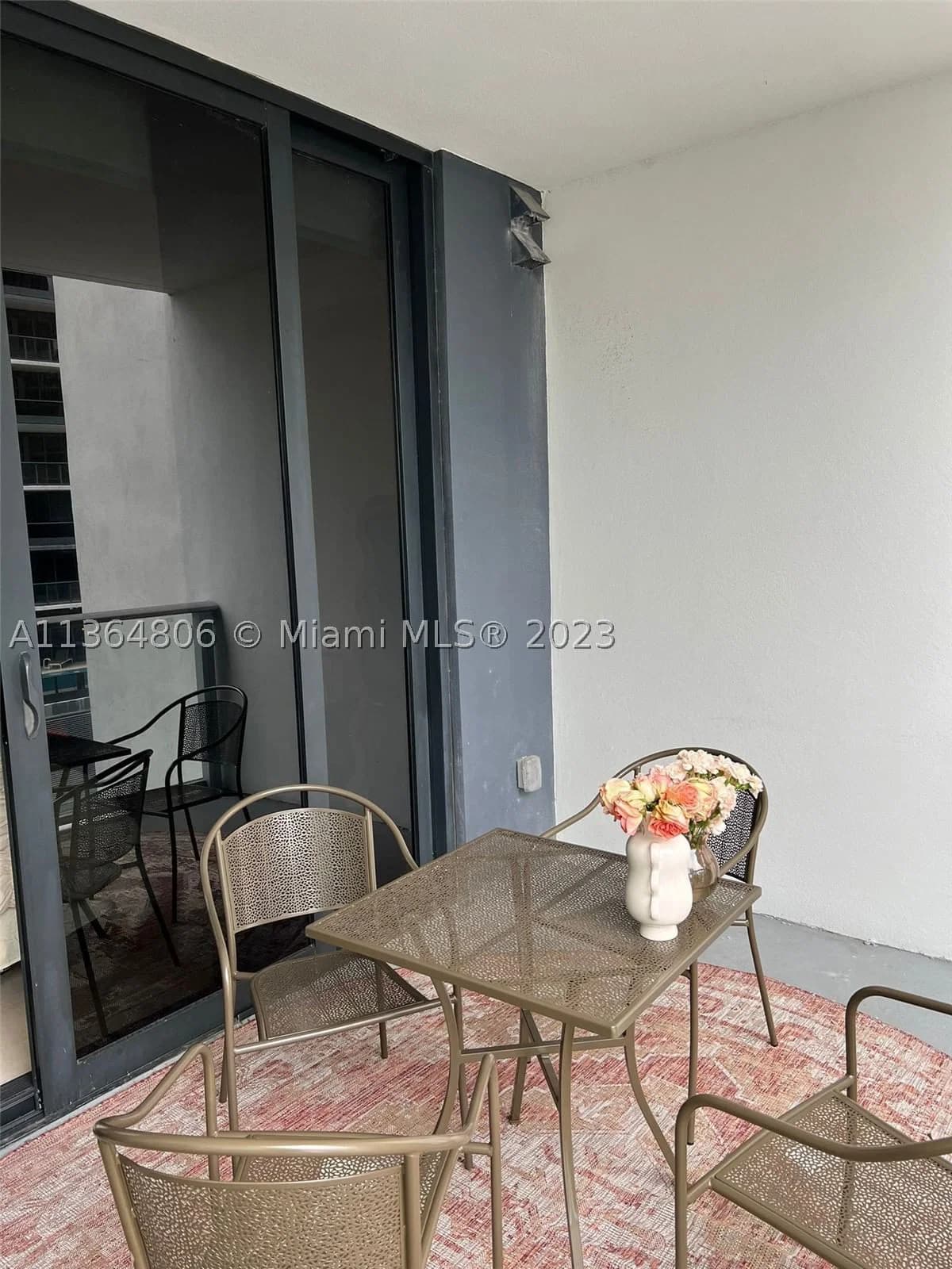 Condo — 1010 Brickell Ave #2010, Miami, FL 33131