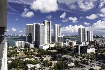 2-bedroom Condo — 121 34th St #2601, Miami, FL 33137
