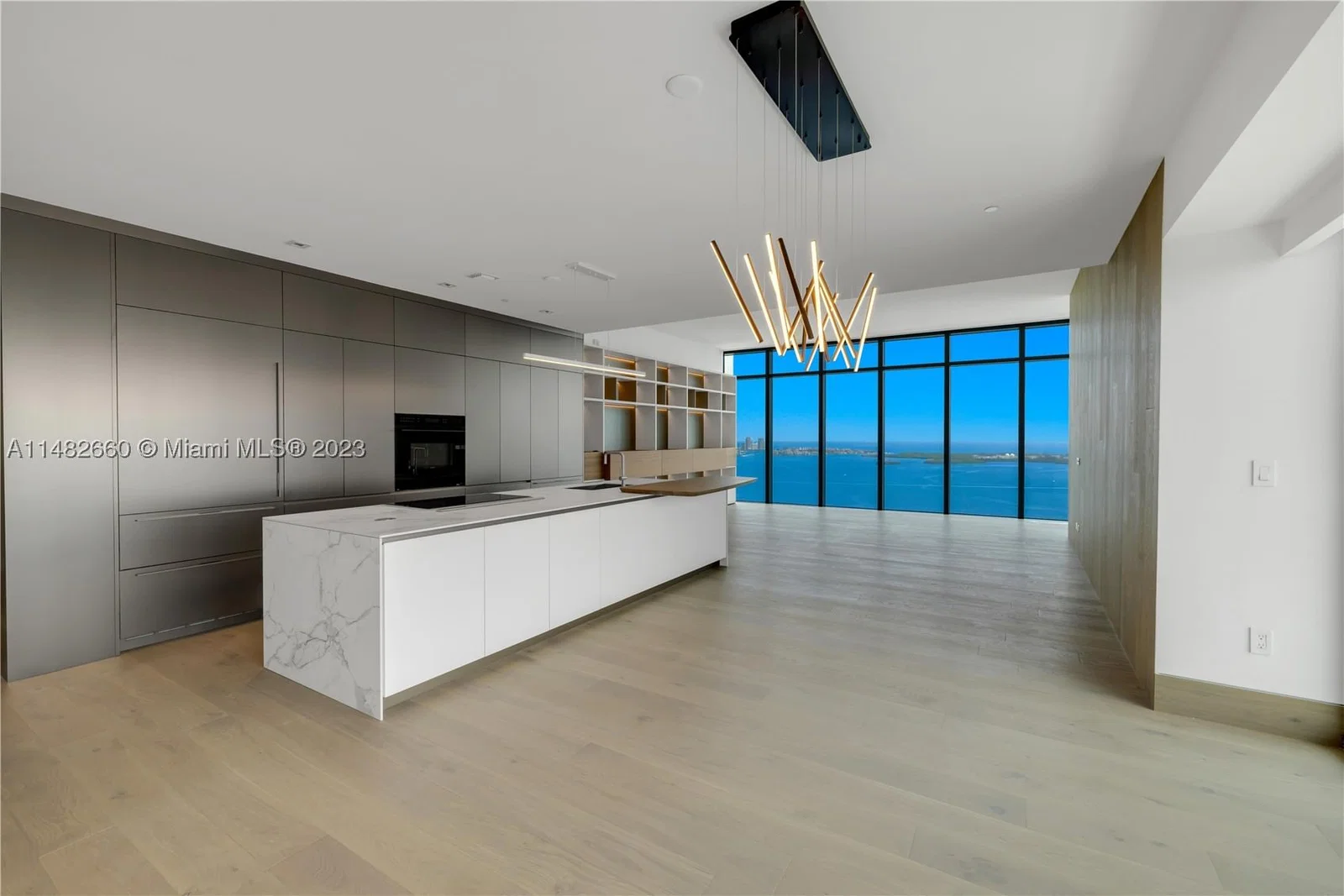 3-bedroom Condo — 1451 Brickell Ave #4403, Miami, FL 33131