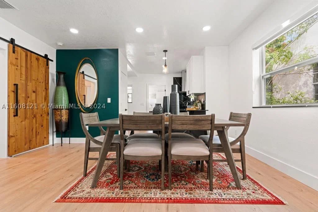 3+1 Müstakil ev — 3902 3rd Ave, Miami, FL 33127