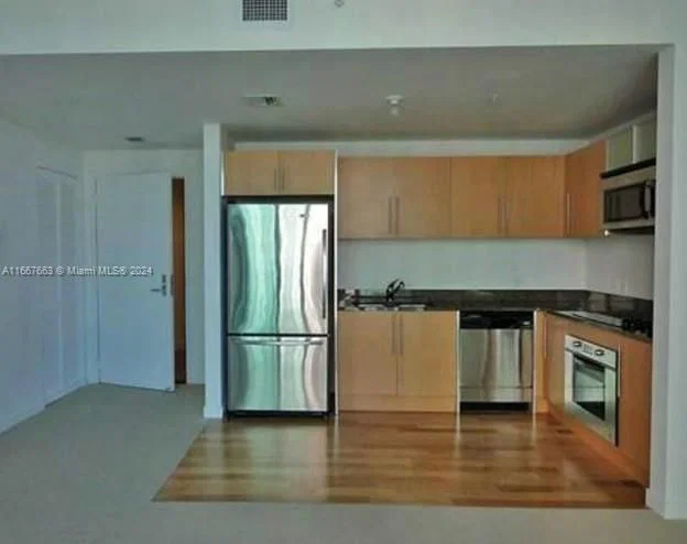1-bedroom Condo — 300 Biscayne Blvd #T-1703, Miami, FL 33131