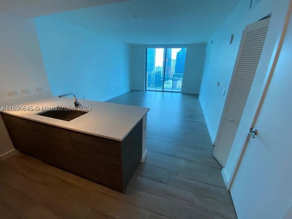 1+1 Condo — 1100 Miami Ave #2602, Miami, FL 33130