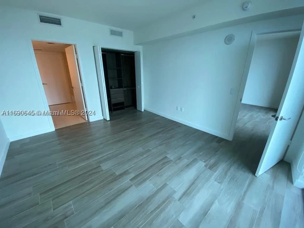 1+1 Condo — 1100 Miami Ave #2602, Miami, FL 33130
