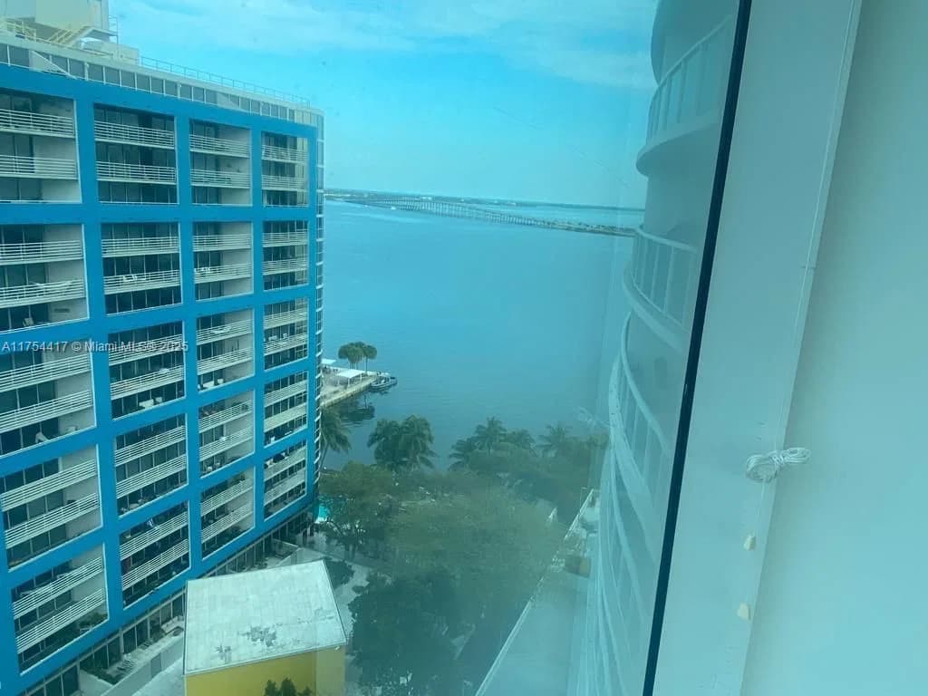 2+1 Condo — 2101 Brickell Ave #1401, Miami, FL 33129