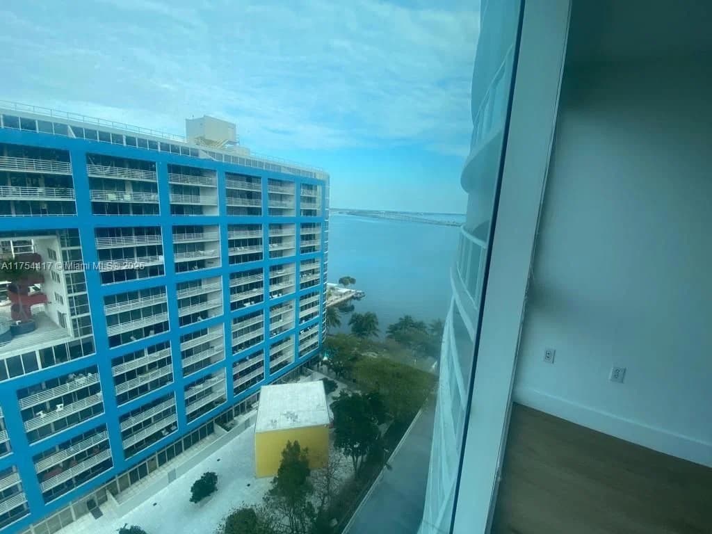 2+1 Condo — 2101 Brickell Ave #1401, Miami, FL 33129