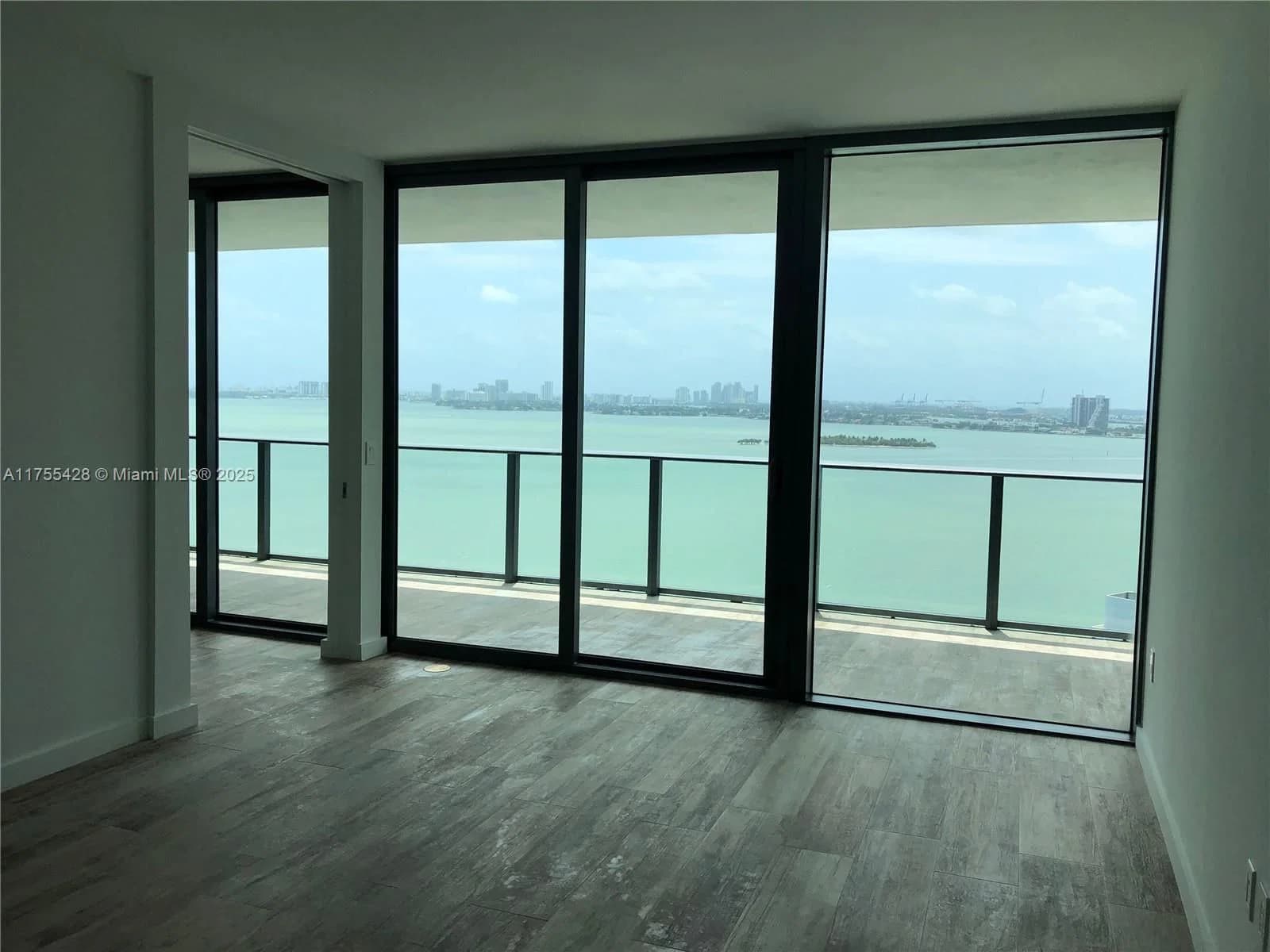 2+1 Condo — 650 32nd St #2006, Miami, FL 33137