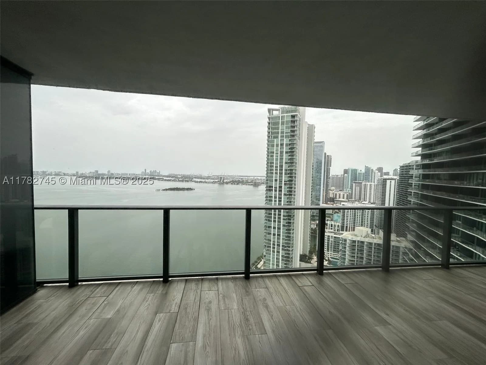 2+1 Condo — Miami, FL 33137