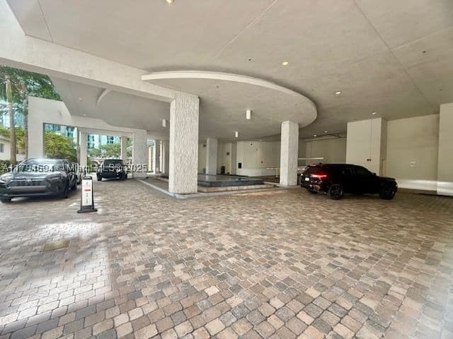 1-bedroom Condo — 1050 Brickell Ave #1602, Miami, FL 33131
