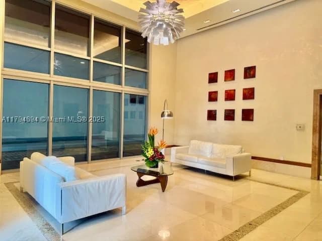 1-bedroom Condo — 1050 Brickell Ave #1602, Miami, FL 33131