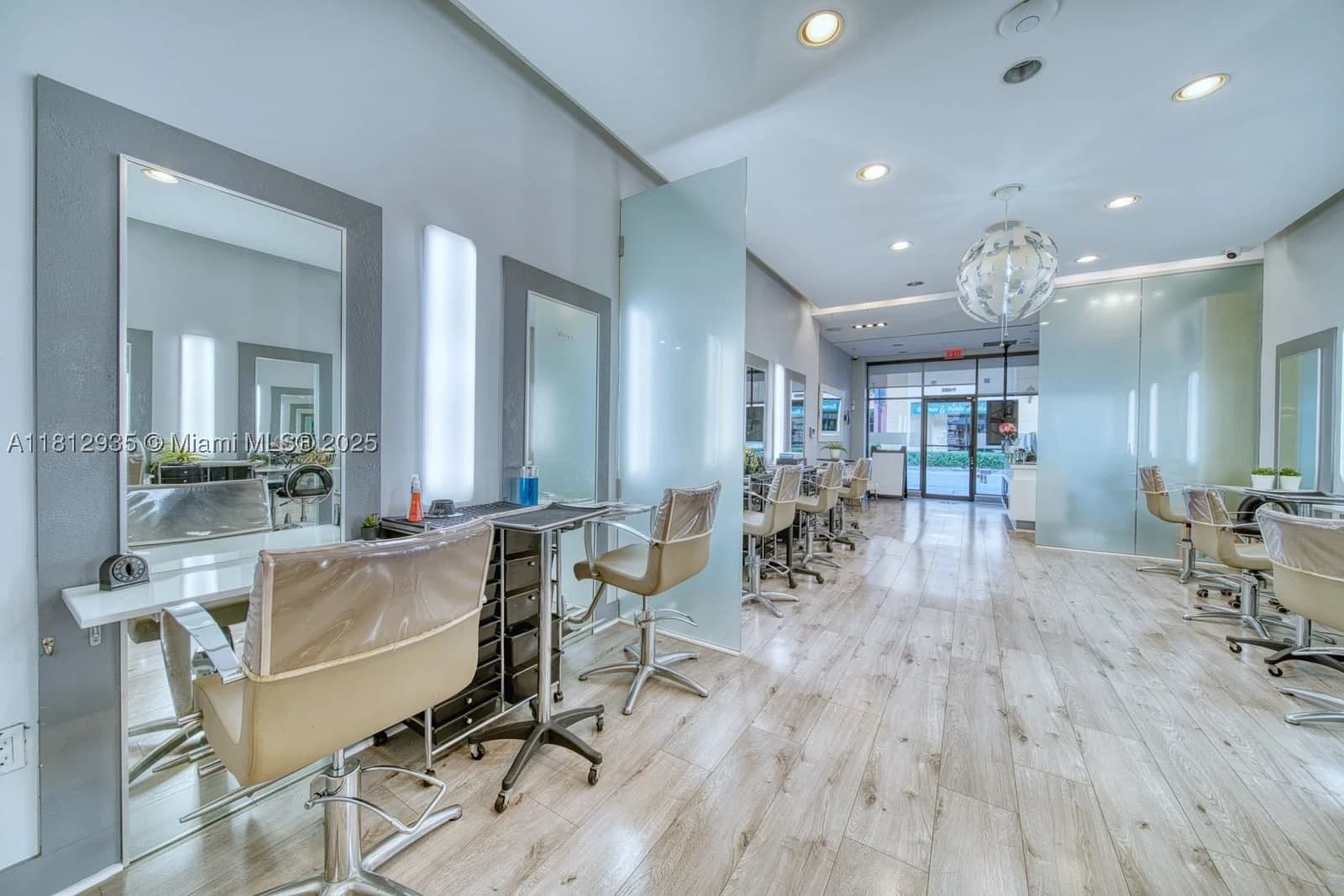 Property — Full Service Beauty Salon On Sunset Dr & 57th Ave, Coral Gables, FL 33143