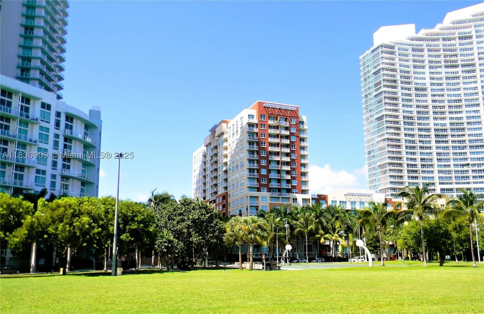2-bedroom Condo — 2000 Bayshore Dr #509, Miami, FL 33137