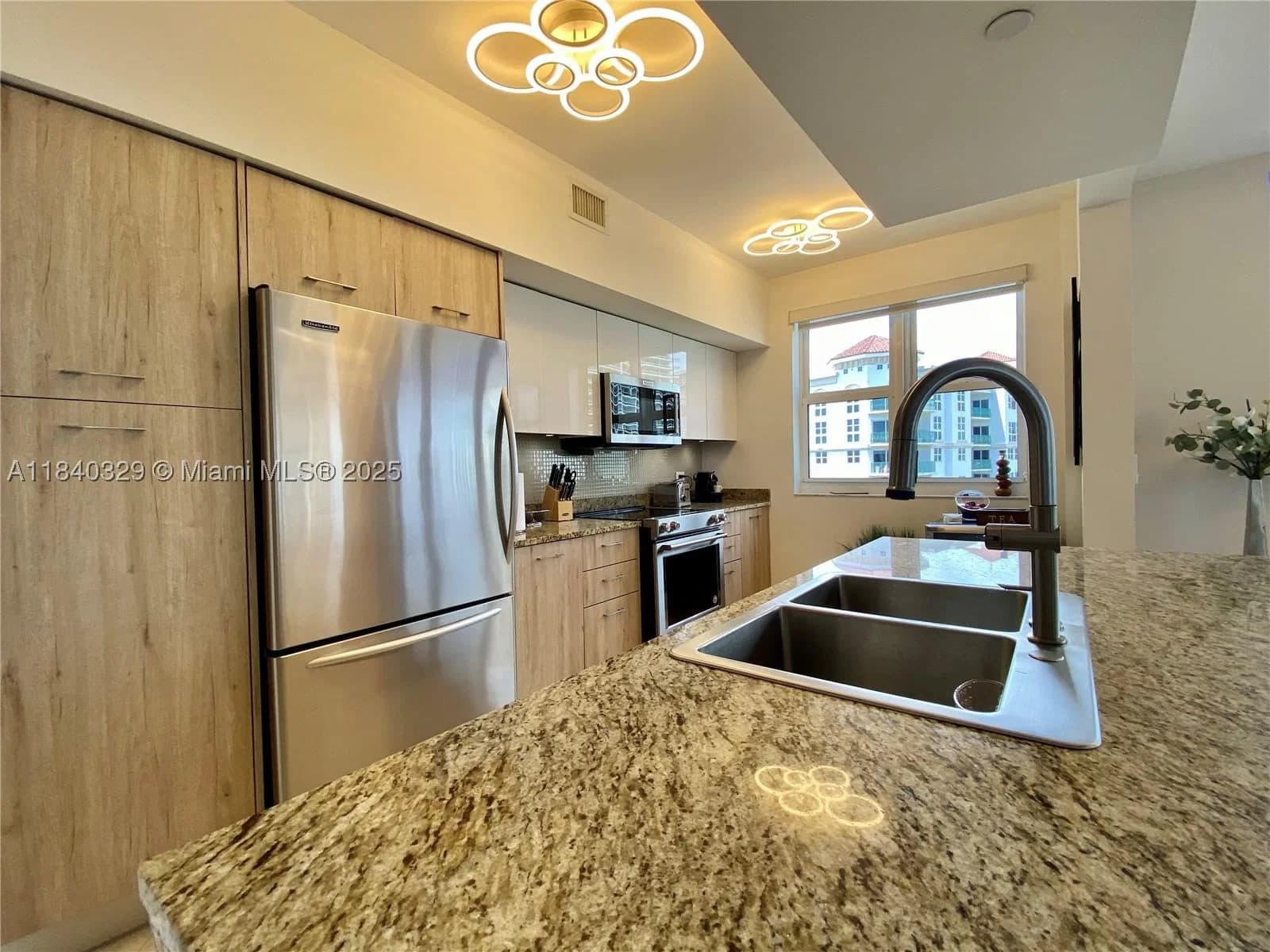 3+1 Condo — 19900 Country Club Dr #1220, Aventura, FL 33180