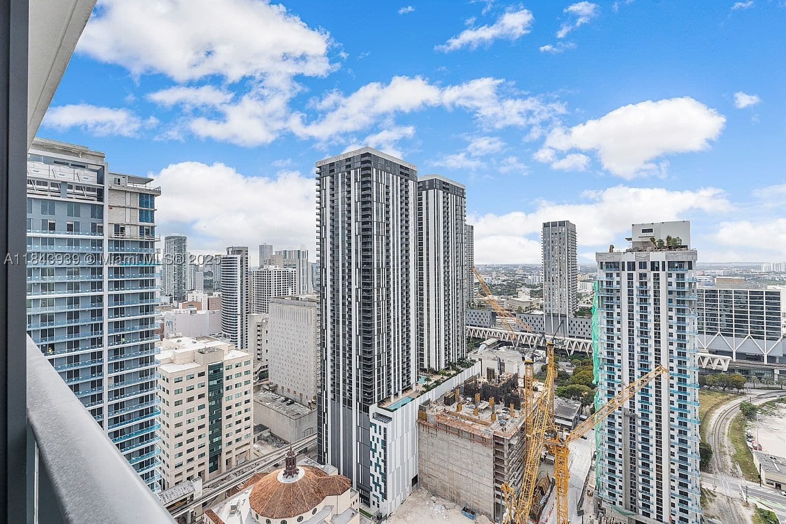 Condo — 159 6th St #2903, Miami, FL 33132