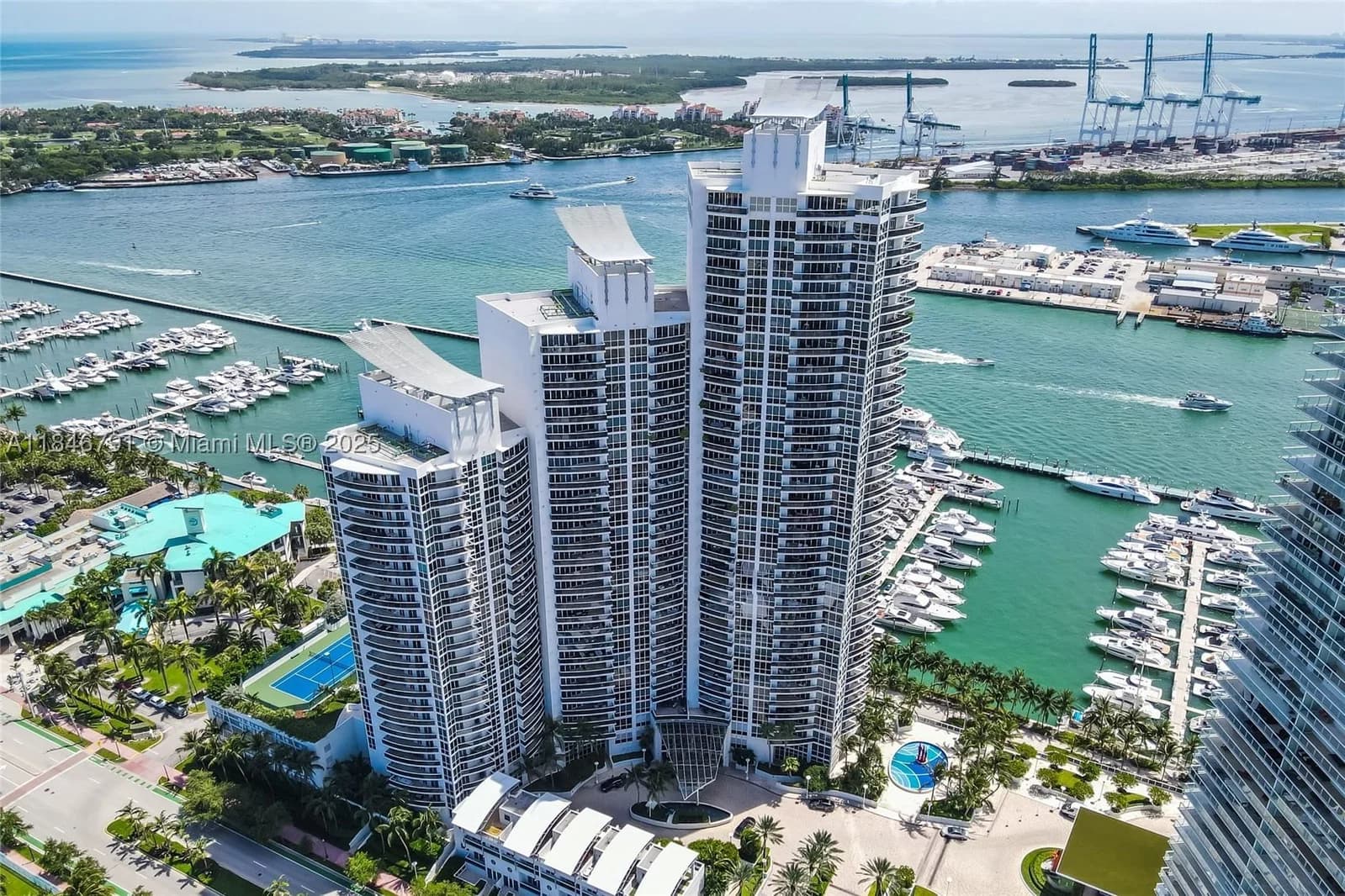 2+1 Daire — 400 Alton Rd #2409, Miami Beach, FL 33139