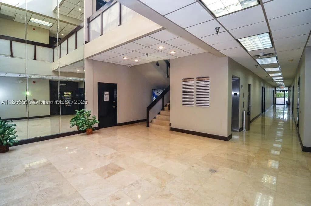 Mülk — 5600 135th Ave, Miami, FL 33183