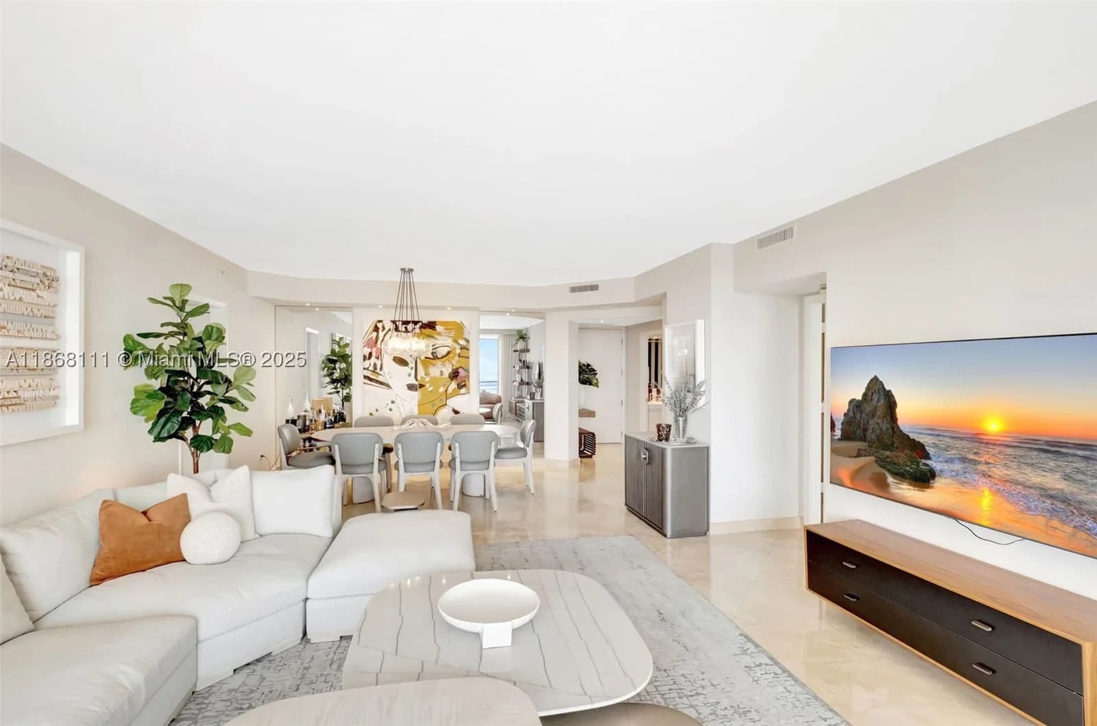 2-bedroom Condo — 848 Brickell Key Dr #2605, Miami, FL 33131