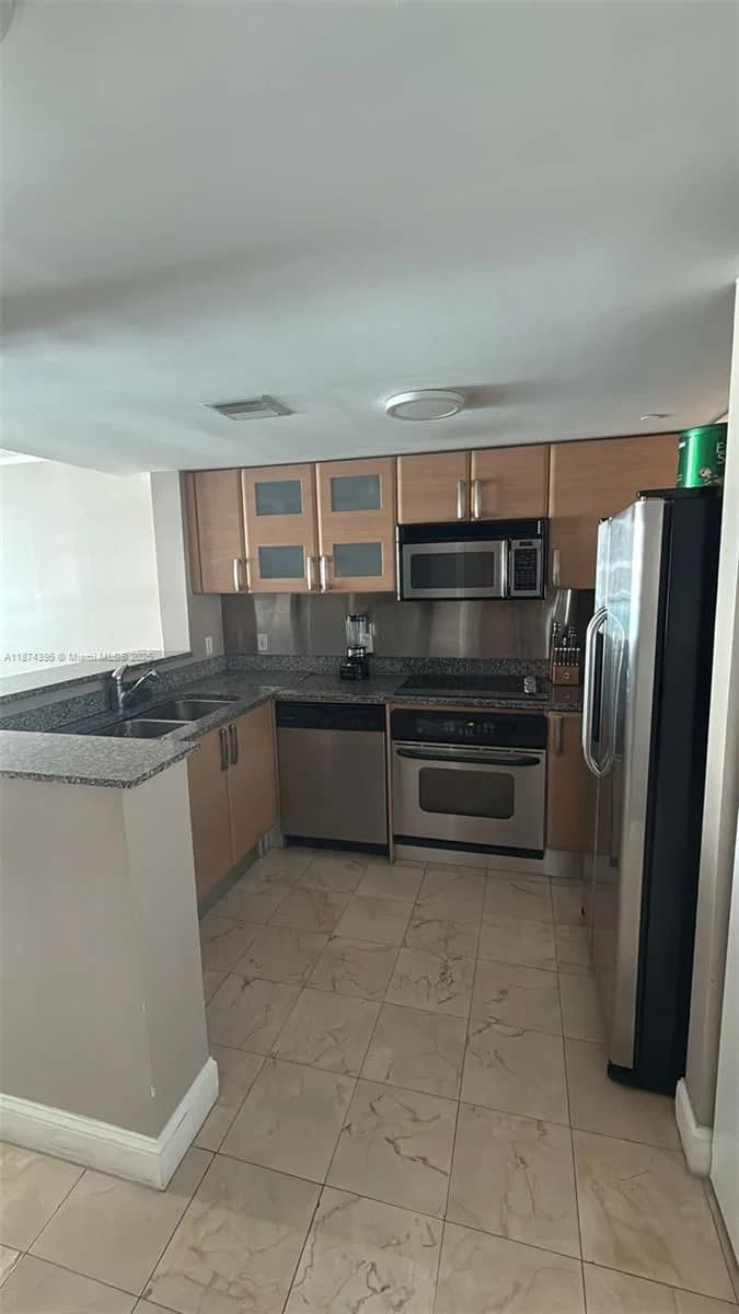 1+1 Daire — 2101 Brickell Ave #508, Miami, FL 33129