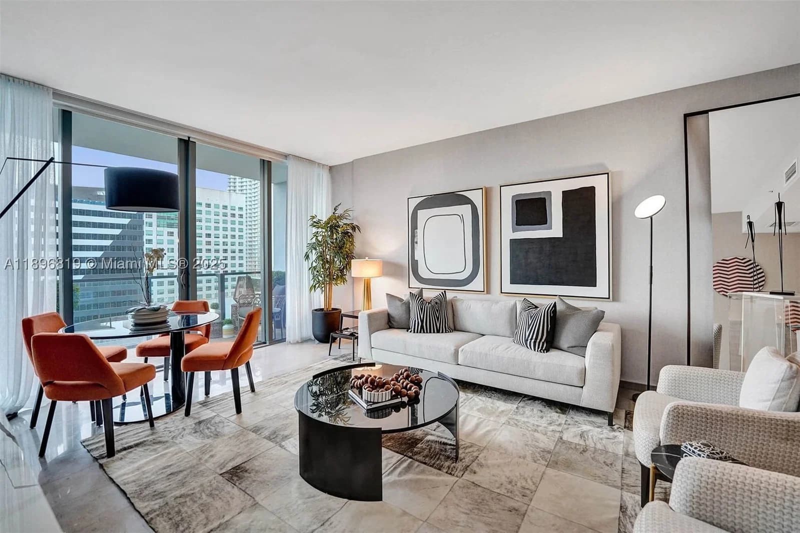 1-bedroom Condo — 88 7th St #1408, Miami, FL 33130