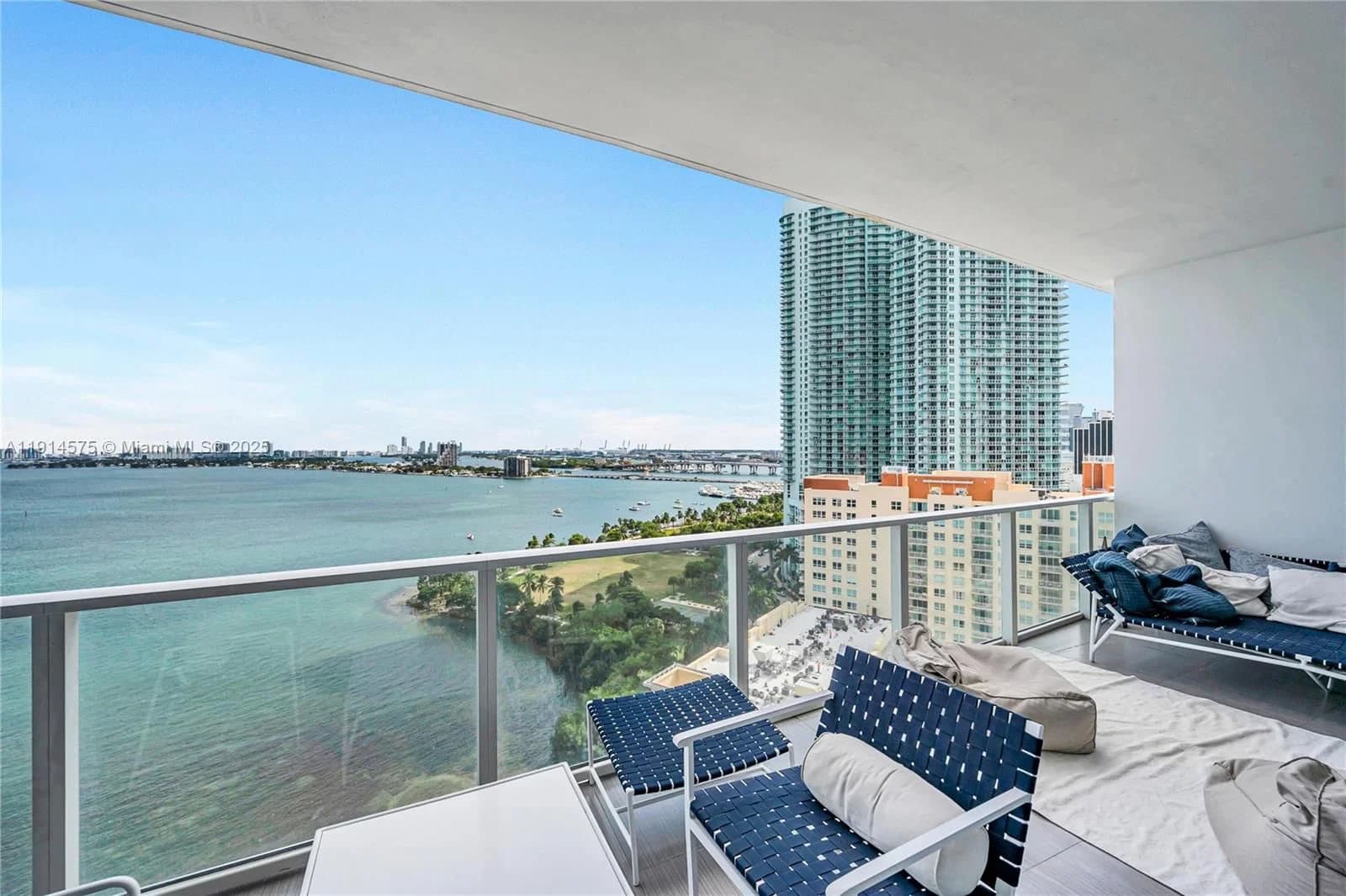 2-bedroom Condo — 2020 Bayshore Dr #1906, Miami, FL 33137