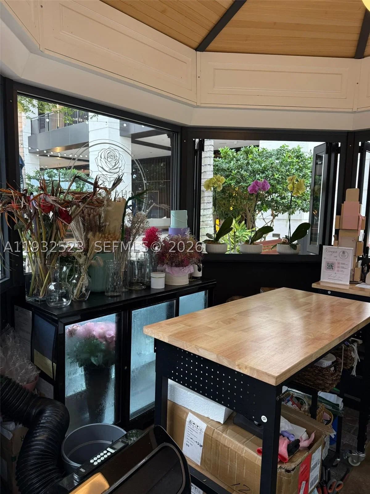 Property — 3011 Ponce de Leon Blvd, Coral Gables, FL 33134