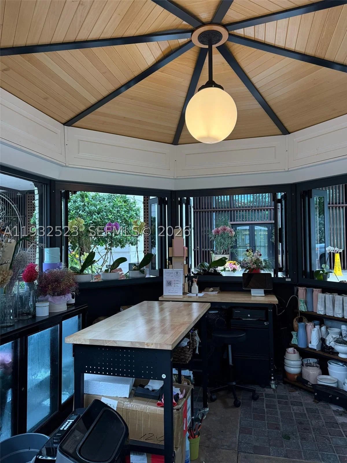 Property — 3011 Ponce de Leon Blvd, Coral Gables, FL 33134