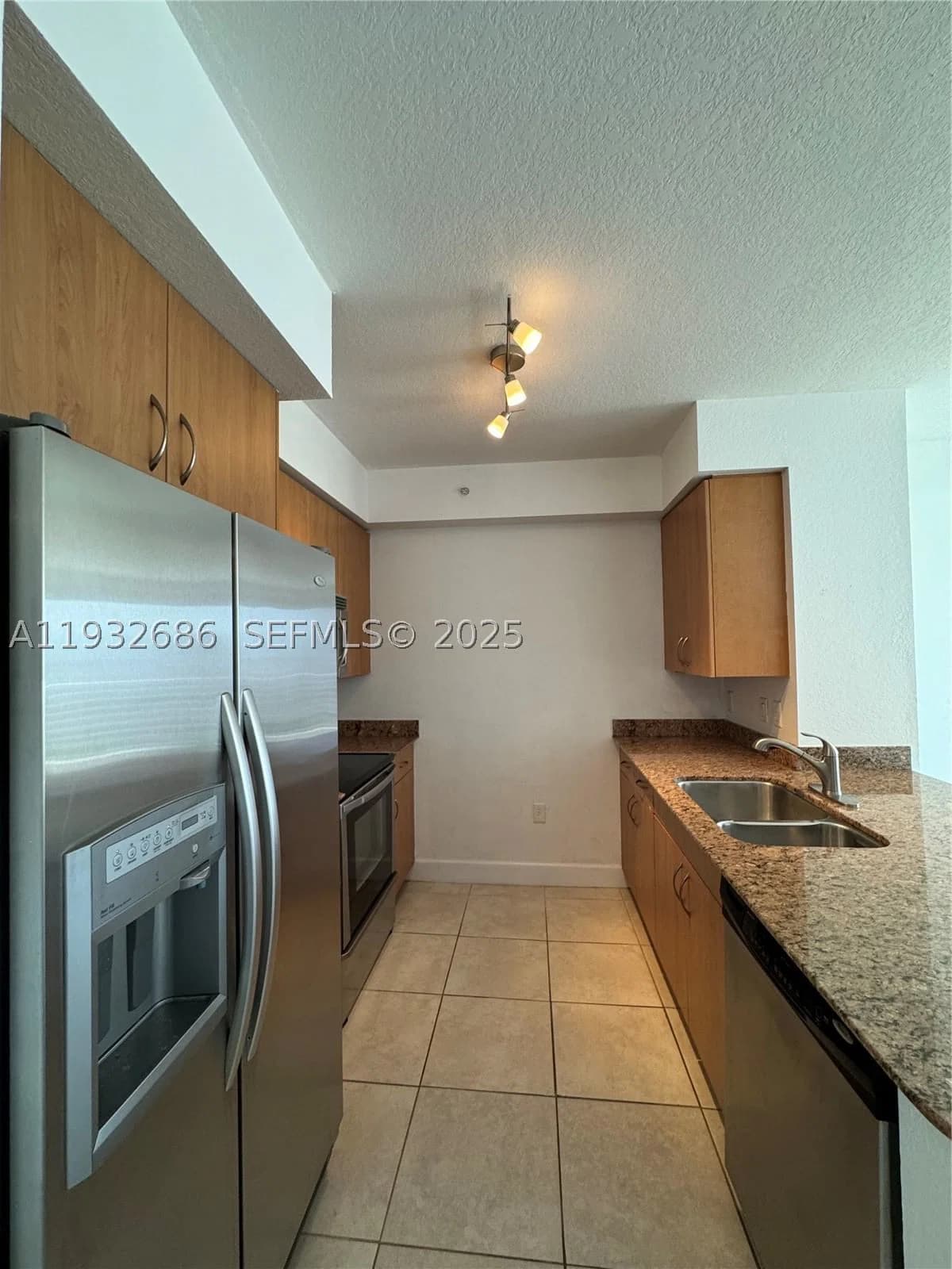 1+1 Condo — 1830 Radius Dr #915, Hollywood, FL 33020