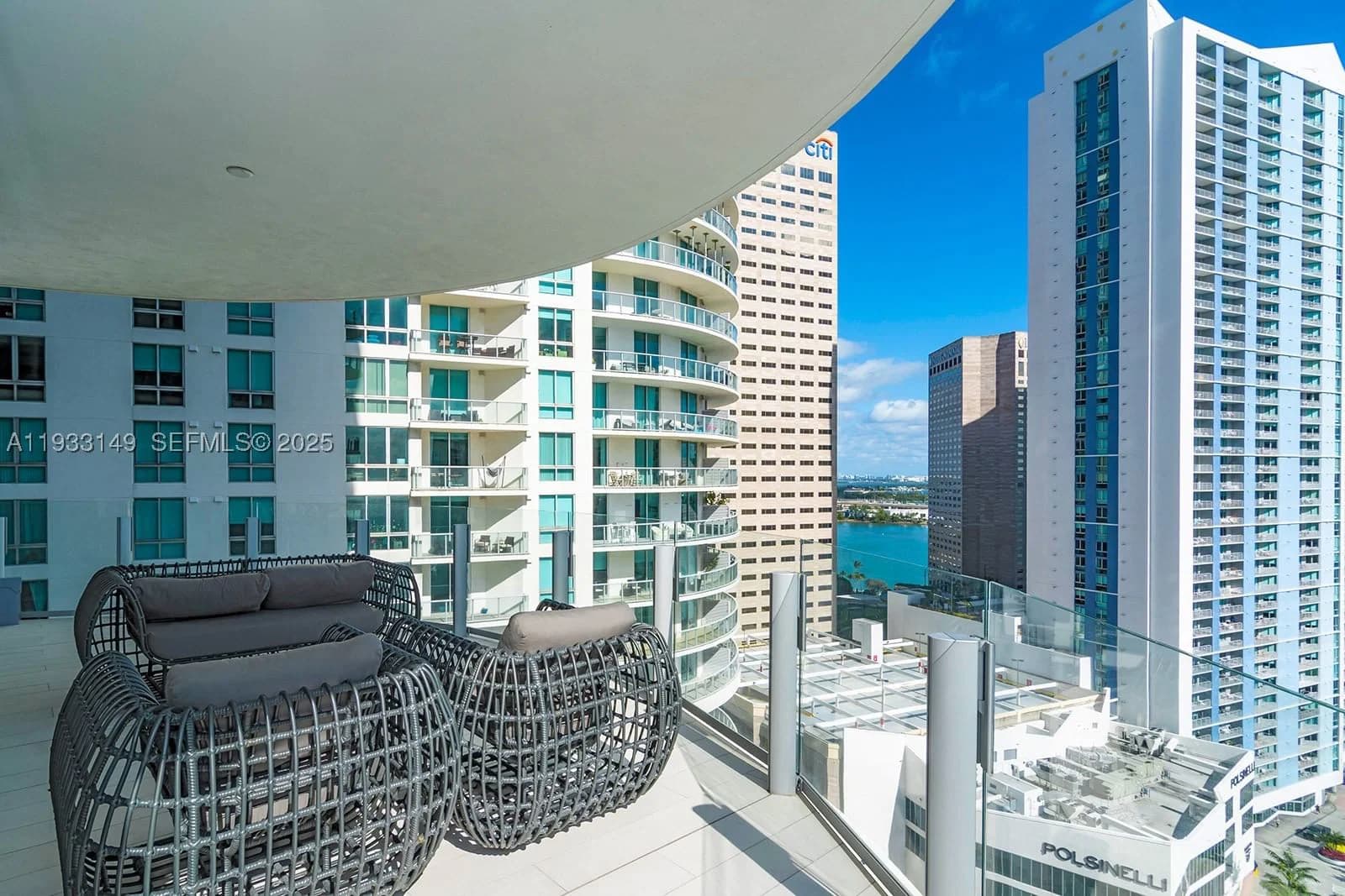 5-bedroom Condo — 300 Biscayne Blvd Way #1901, Miami, FL 33131