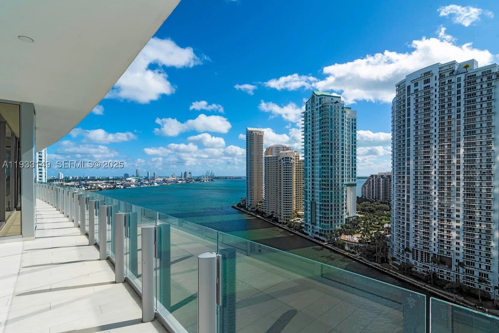 5-bedroom Condo — 300 Biscayne Blvd Way #1901, Miami, FL 33131