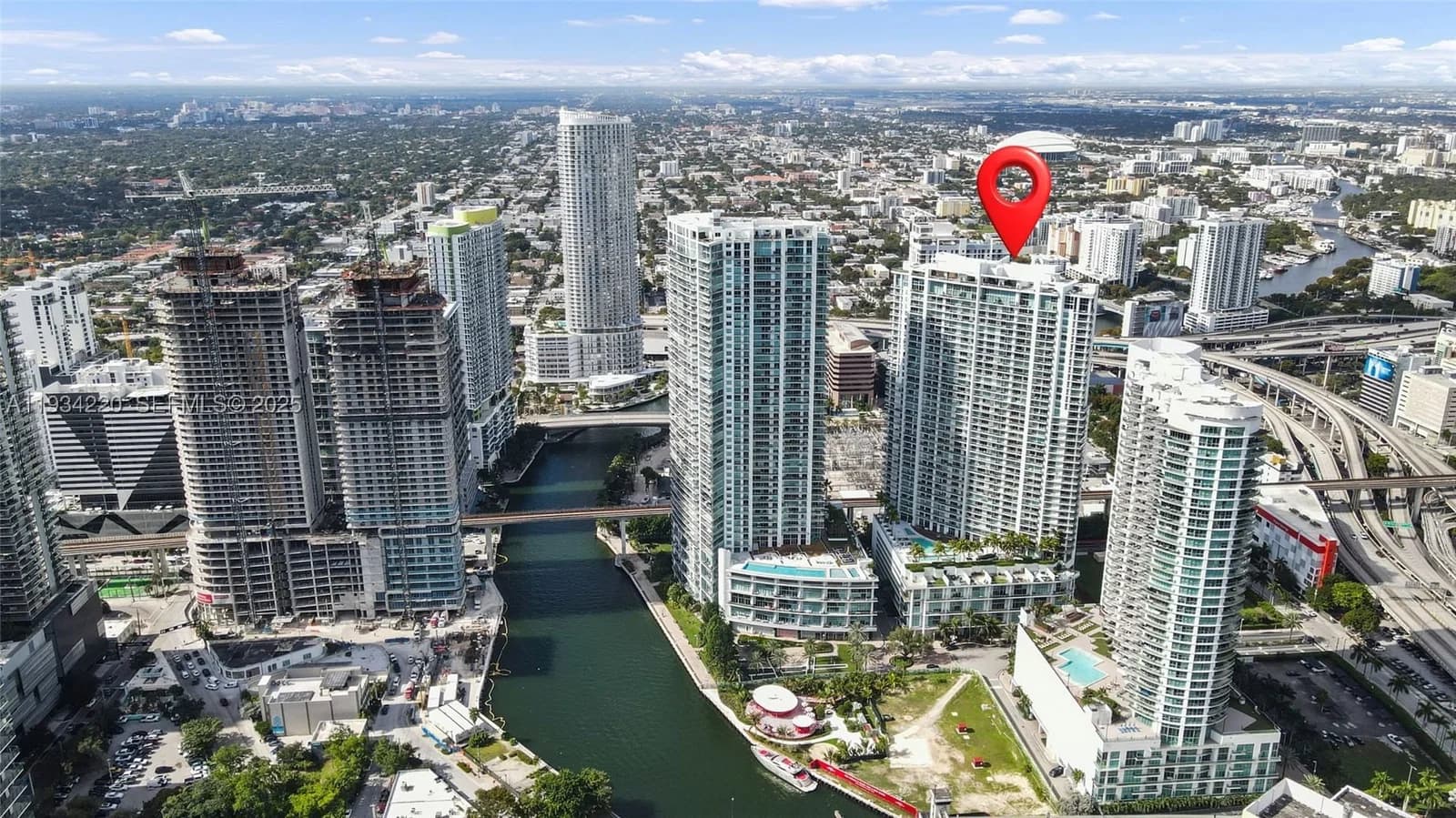 1-bedroom Condo — 90 3rd St #2109, Miami, FL 33130