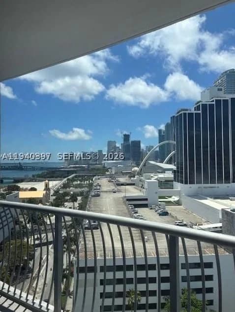 2+1 Condo — 1750 Bayshore Dr #1714, Miami, FL 33132