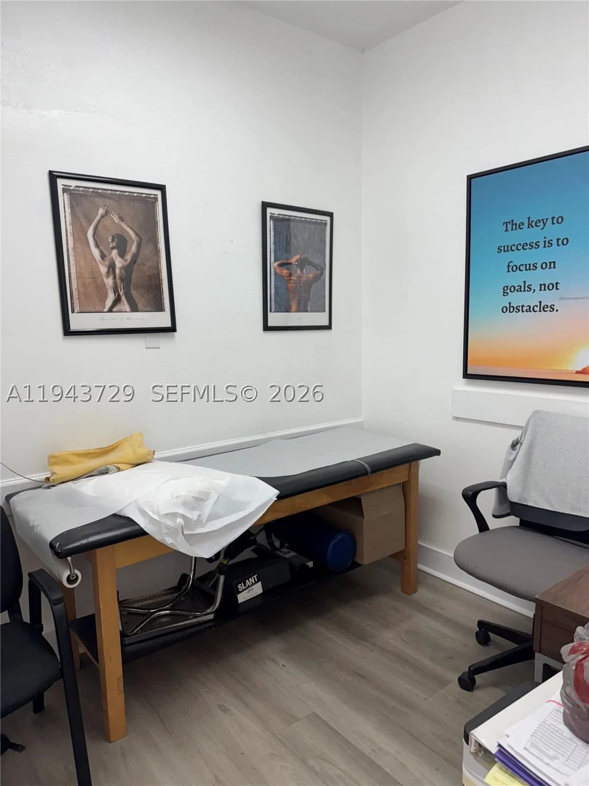 Mülk — 600 25th St, Hialeah, FL 33013