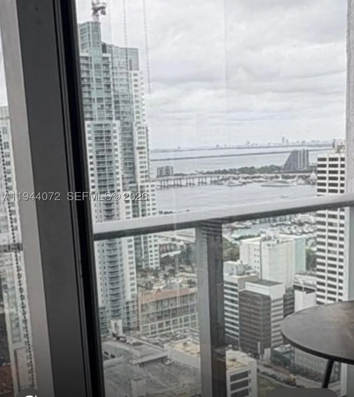 1-bedroom Condo — 151 1st St #3404, Miami, FL 33131