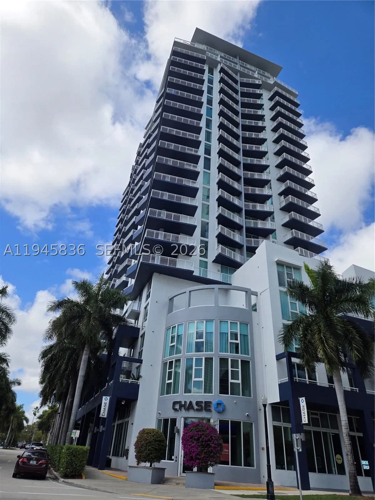 2-bedroom Condo — 275 18th St #503, Miami, FL 33132