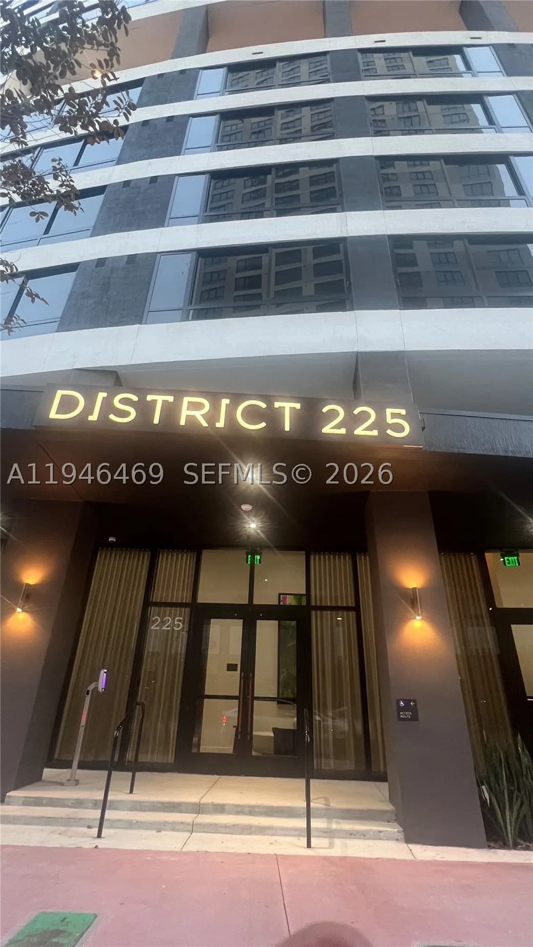 2+1 Condo — 225 Miami Ave #905, Miami, FL 33128