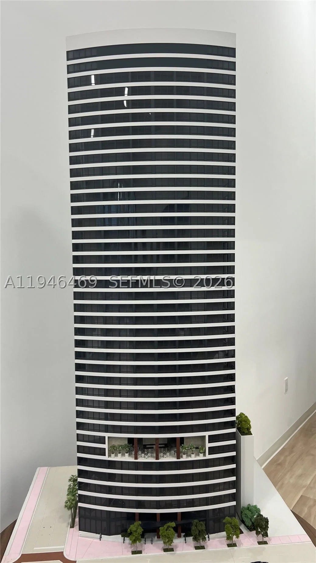 2+1 Condo — 225 Miami Ave #905, Miami, FL 33128