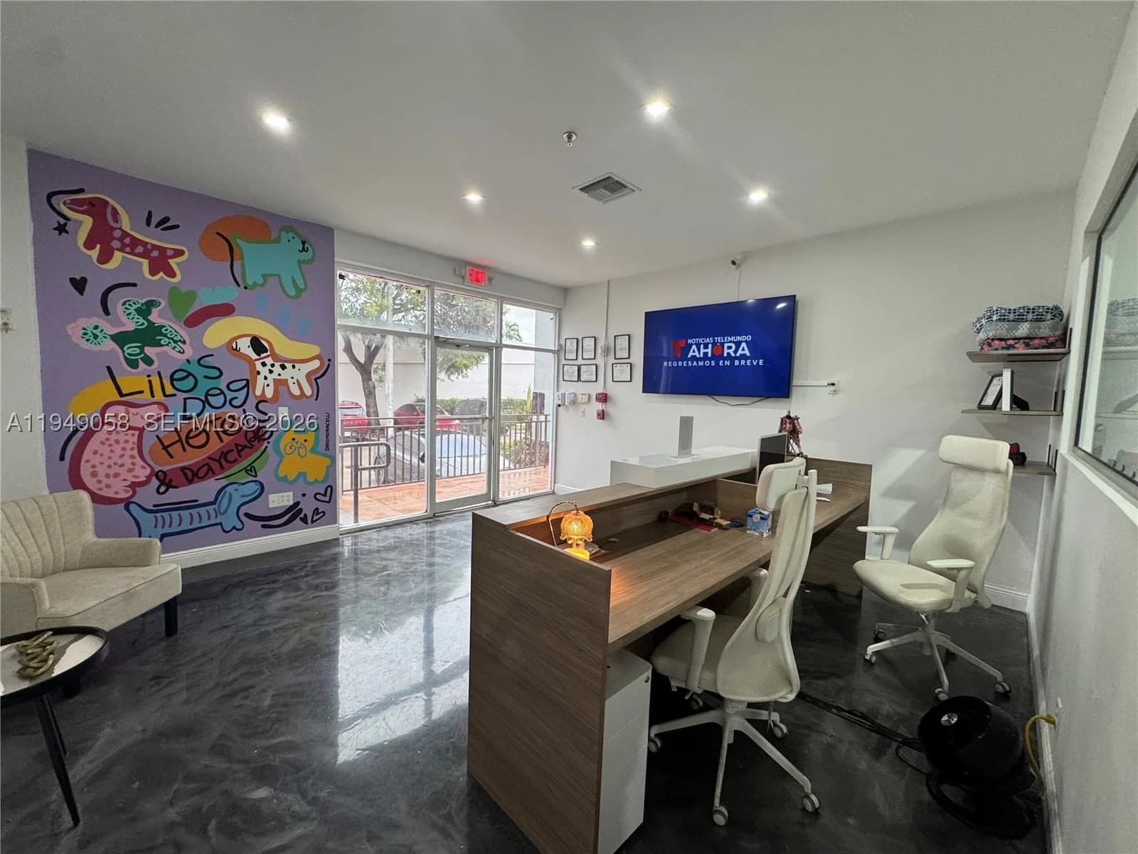 Mülk — 8347 36th St, Doral, FL 33166
