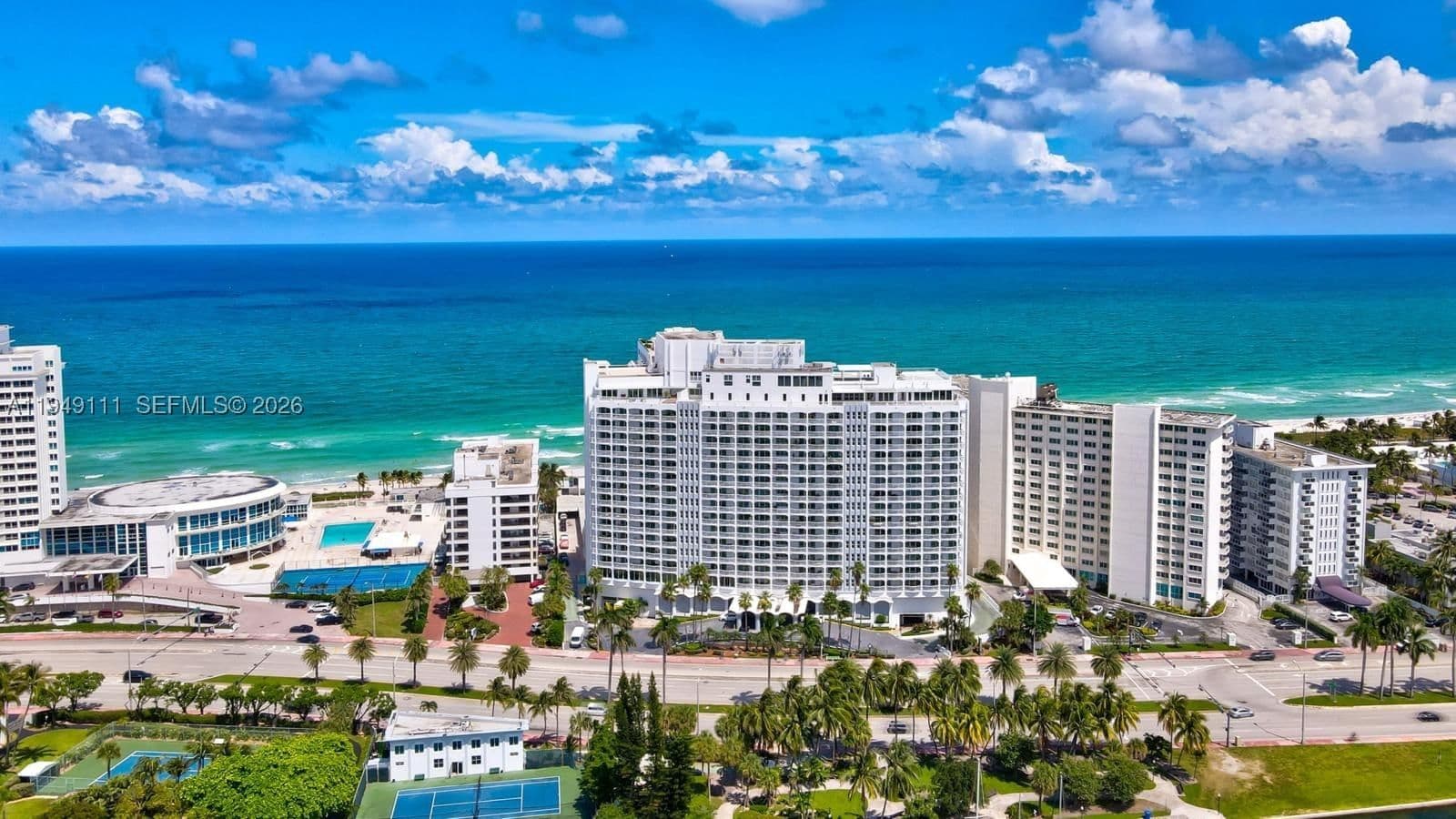 2-bedroom Condo — 5401 Collins Ave #340, Miami Beach, FL 33140