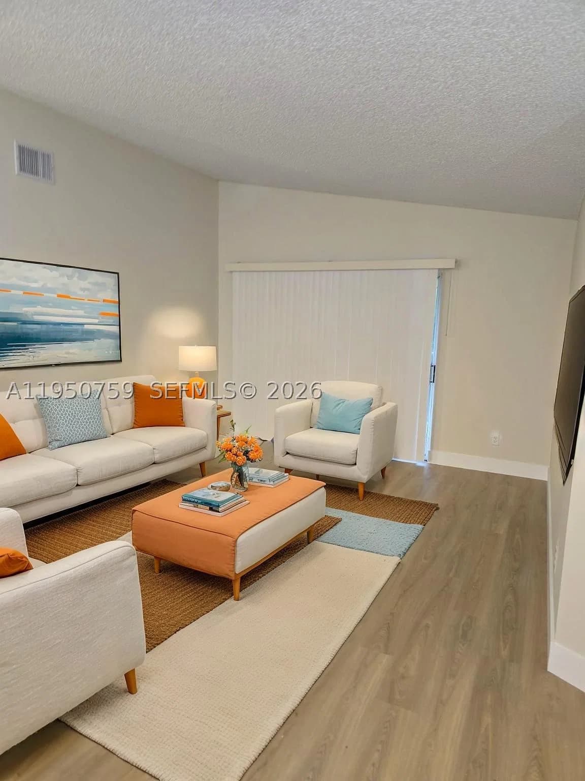 2+1 Condo — Miami, FL 33196
