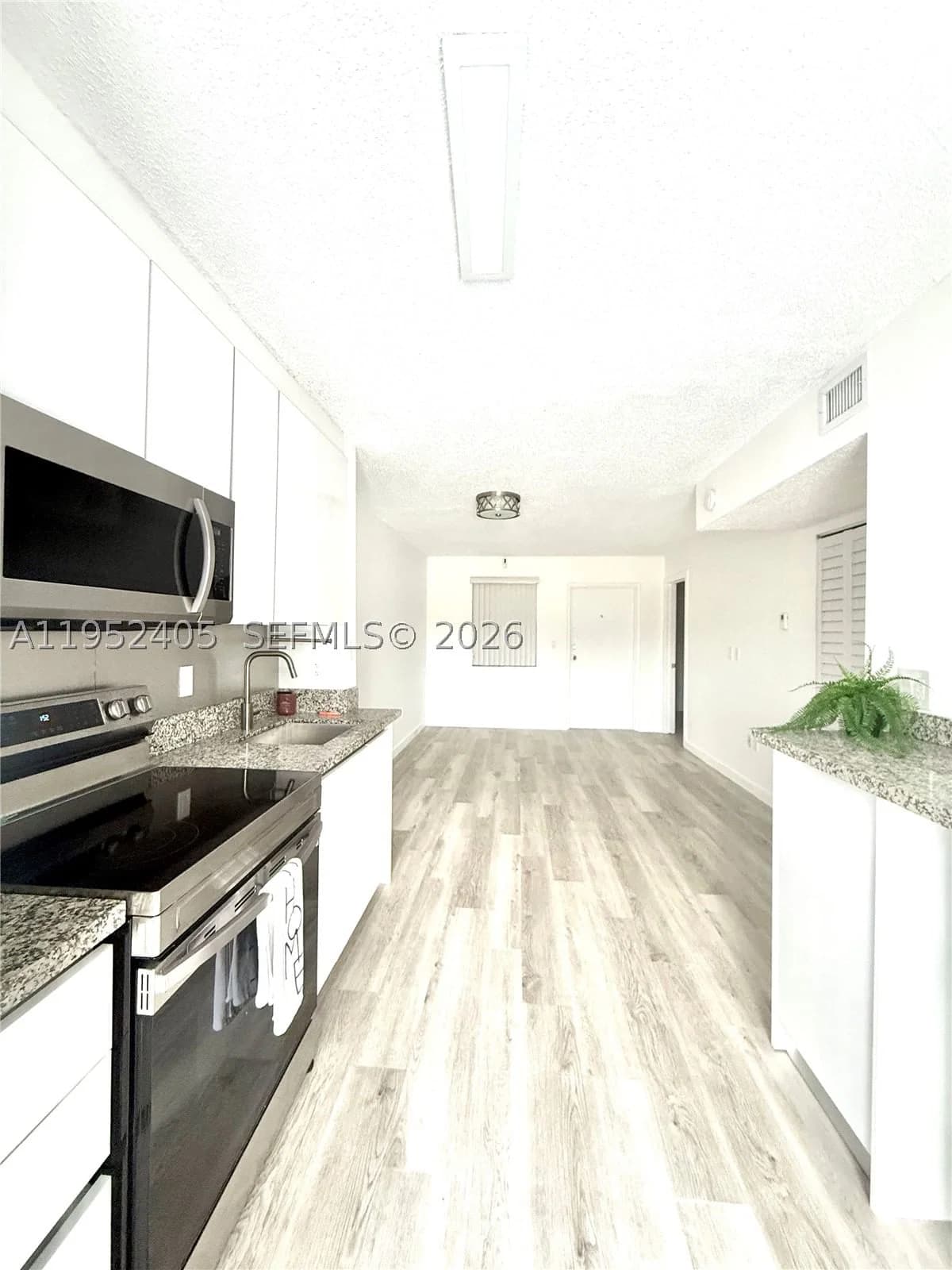 2-bedroom Condo — 2575 27th Ave #210, Miami, FL 33133