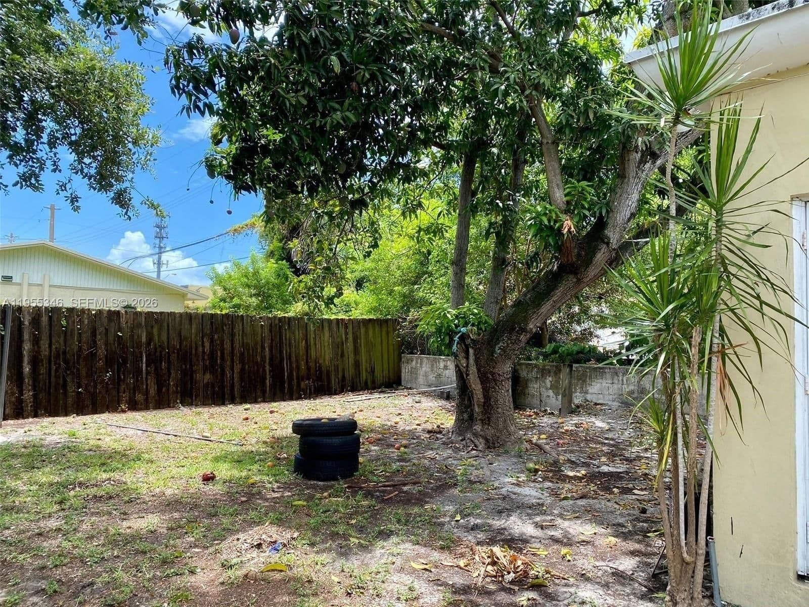 Duplex — 5411 6th Ave, Miami, FL 33127