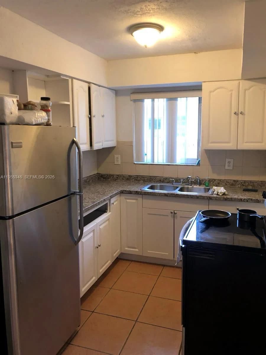 Duplex — 5411 6th Ave, Miami, FL 33127