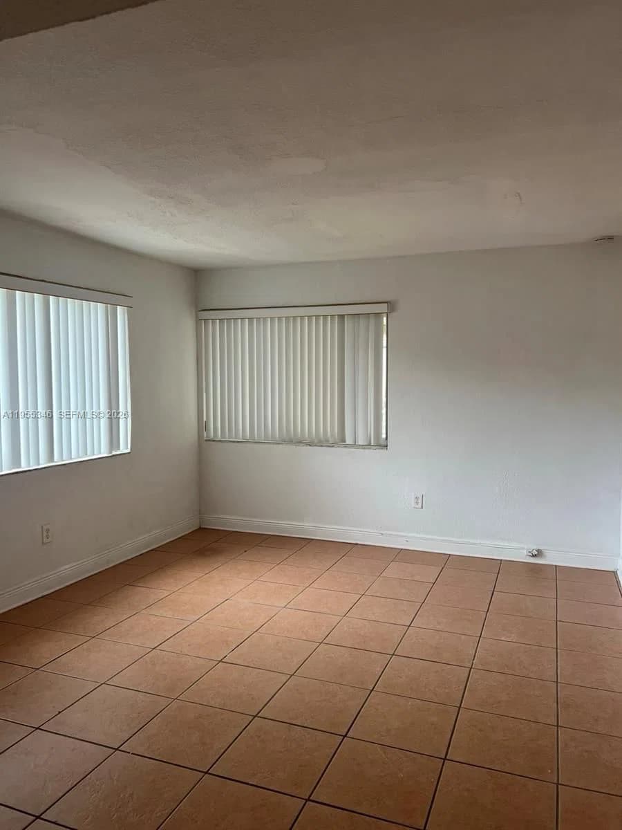 Duplex — 5411 6th Ave, Miami, FL 33127