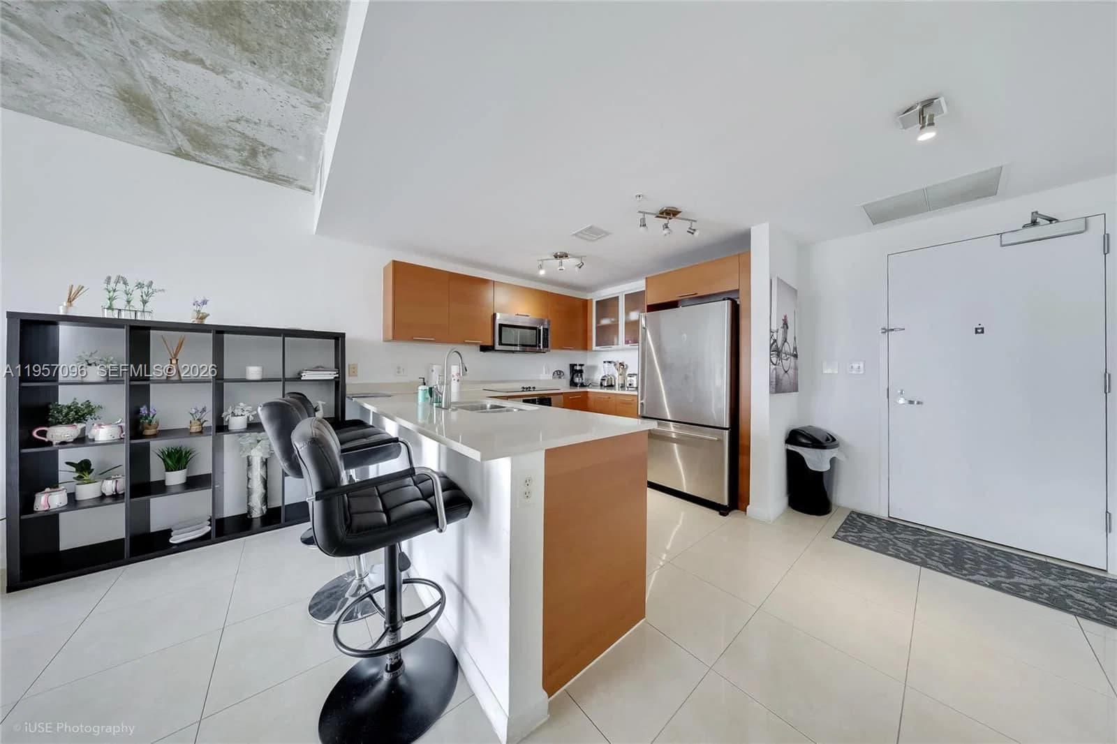 1-bedroom Condo — 3250 1st Ave #811, Miami, FL 33137