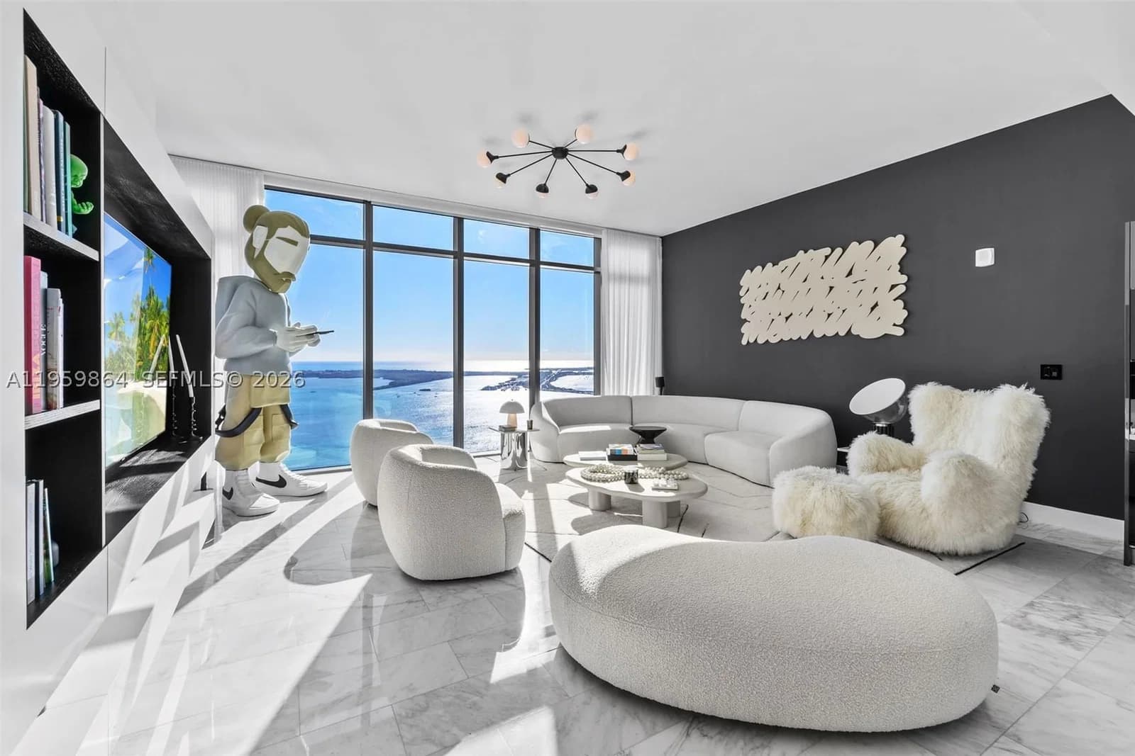 3-bedroom Condo — 1451 Brickell Ave #4401, Miami, FL 33131