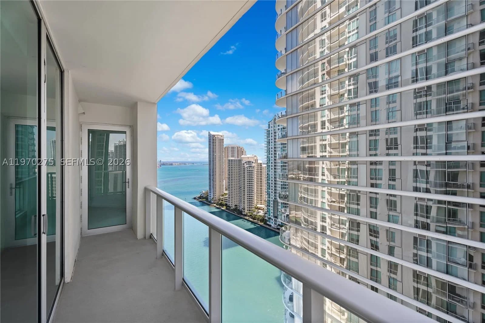 2-bedroom Condo — 300 Biscayne Blvd #T-2602, Miami, FL 33131