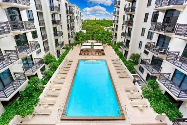1+1 Condo — 301 Altara Ave #805, Coral Gables, FL 33146