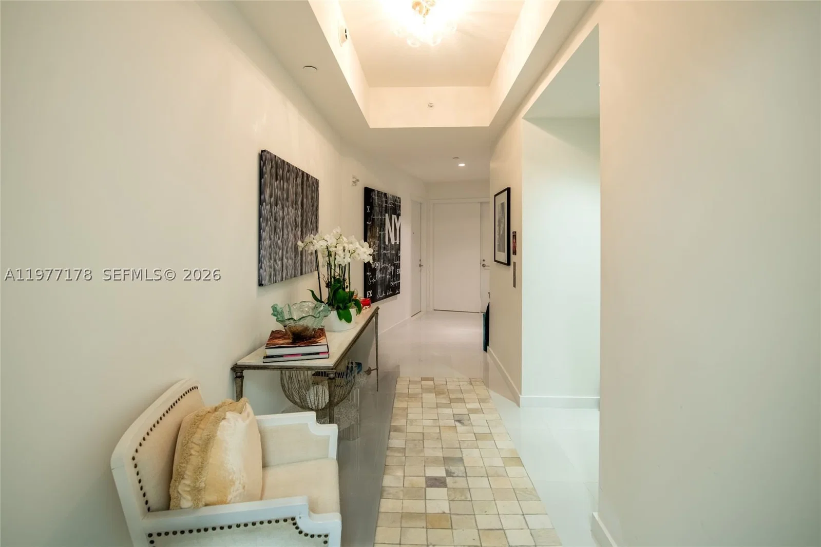 3-bedroom Condo — 851 1st Ave #811, Miami, FL 33132