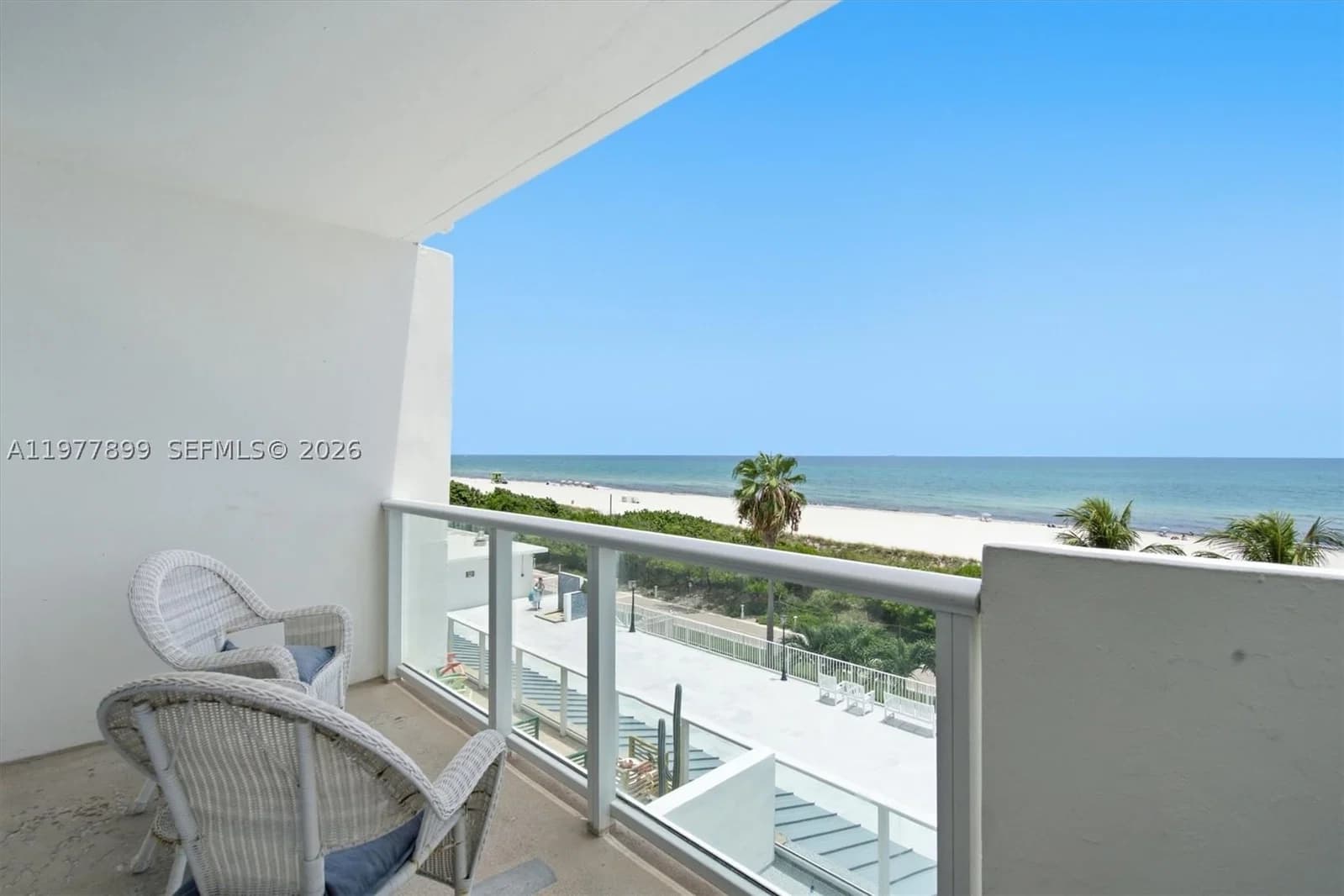 2+1 Condo — 5601 Collins Ave #505, Miami Beach, FL 33140