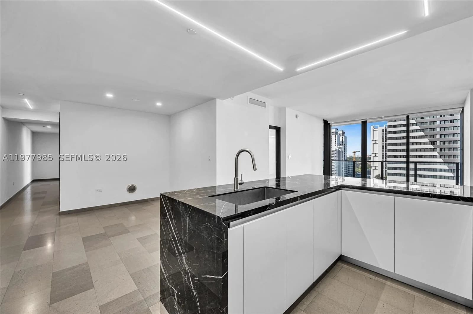 3+1 Condo — 88 7th St #806, Miami, FL 33130